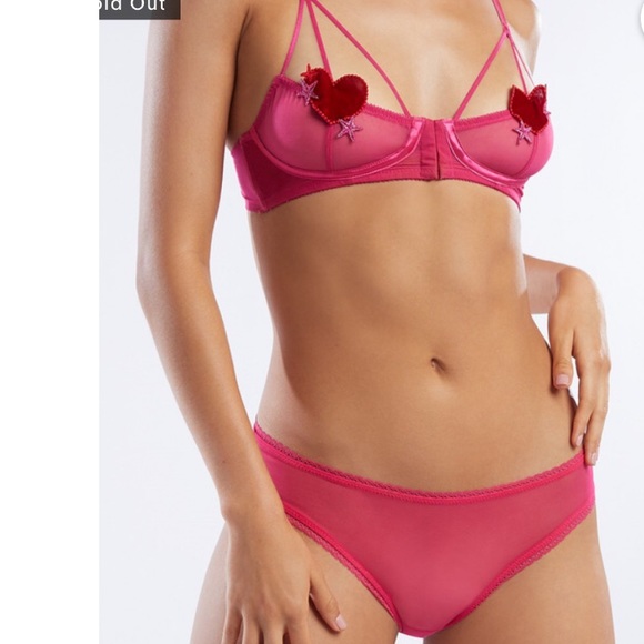 Savage x fenty Valentine’s Day lingerie set - Picture 2 of 8